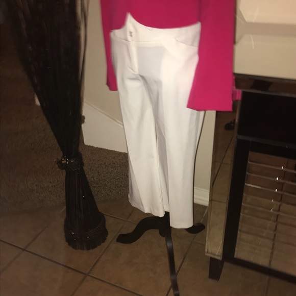 White Capri pants - Picture 6 of 8